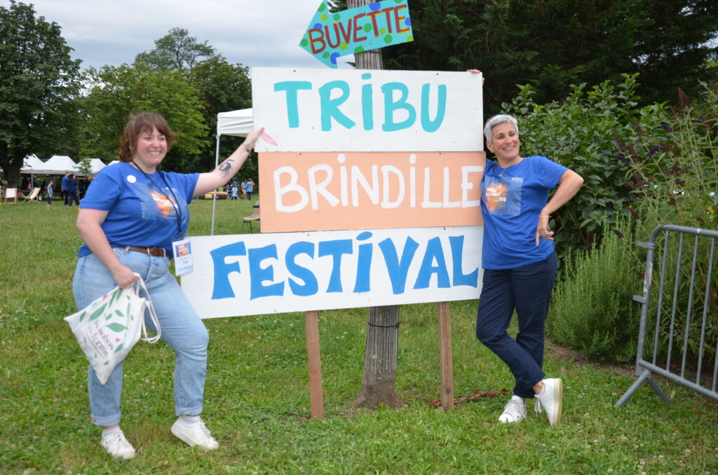 Photo panneau accueil du tribu brindille festival